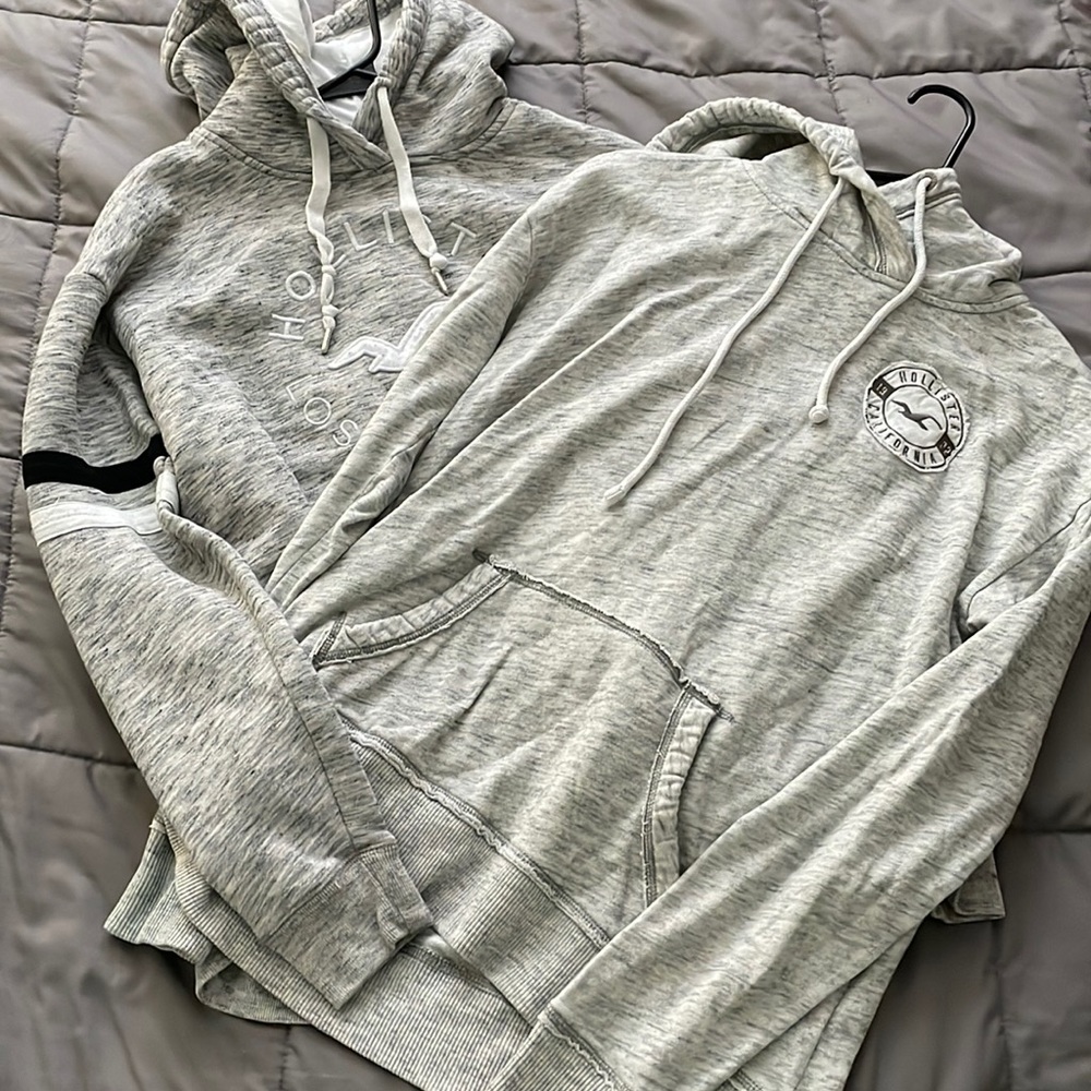 Hollister Sweatshirts set of 2